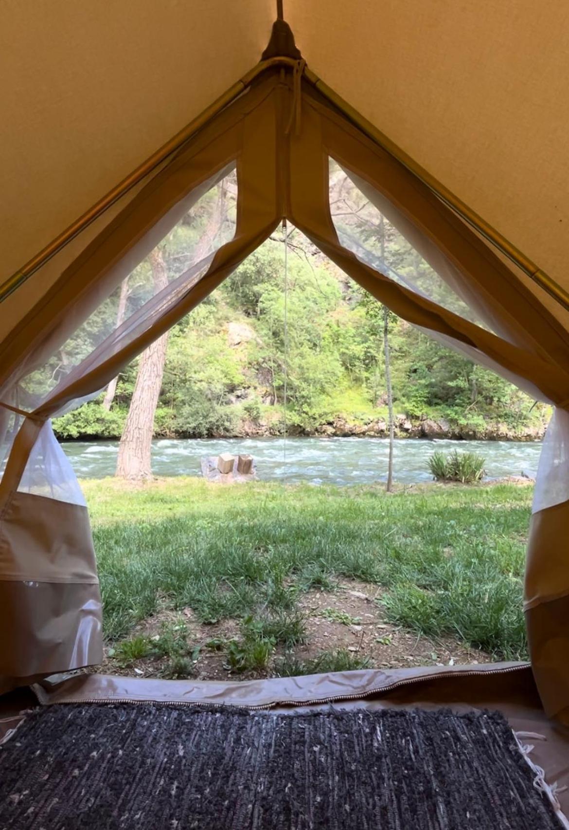 Camping Noguera Pallaresa Sort Ngoại thất bức ảnh